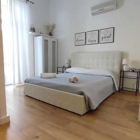 Living Cagliari Bed and Breakfast Eksteriør billede