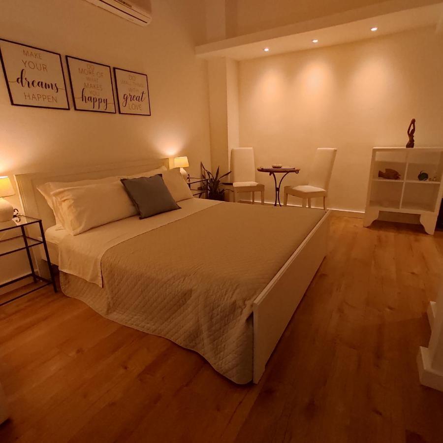 Living Cagliari Bed and Breakfast Eksteriør billede