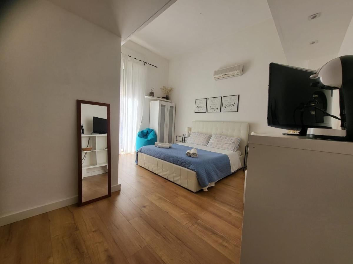Living Cagliari Bed and Breakfast Eksteriør billede