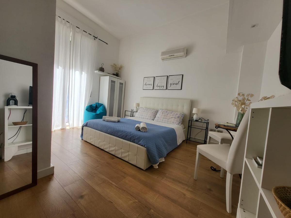 Living Cagliari Bed and Breakfast Eksteriør billede