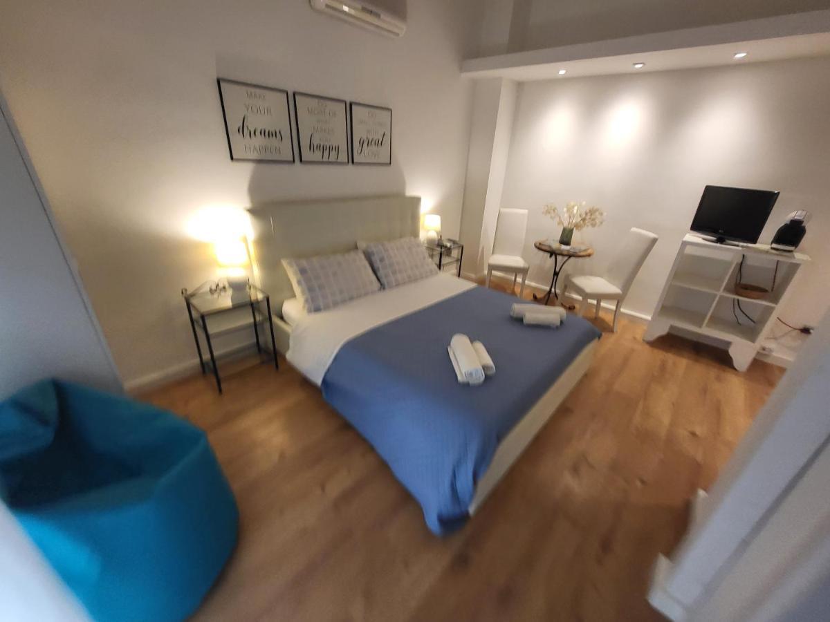 Living Cagliari Bed and Breakfast Eksteriør billede