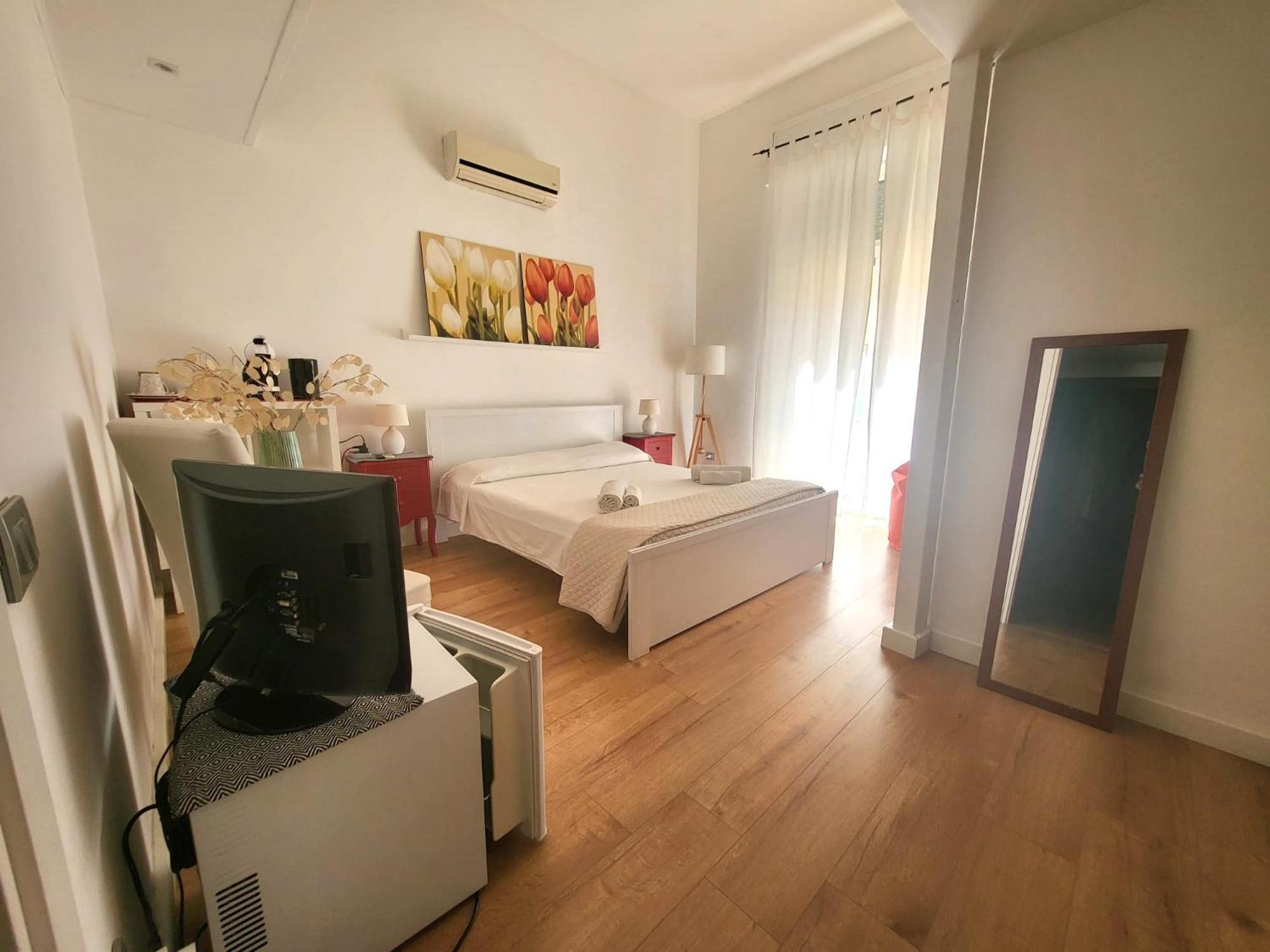 Living Cagliari Bed and Breakfast Eksteriør billede