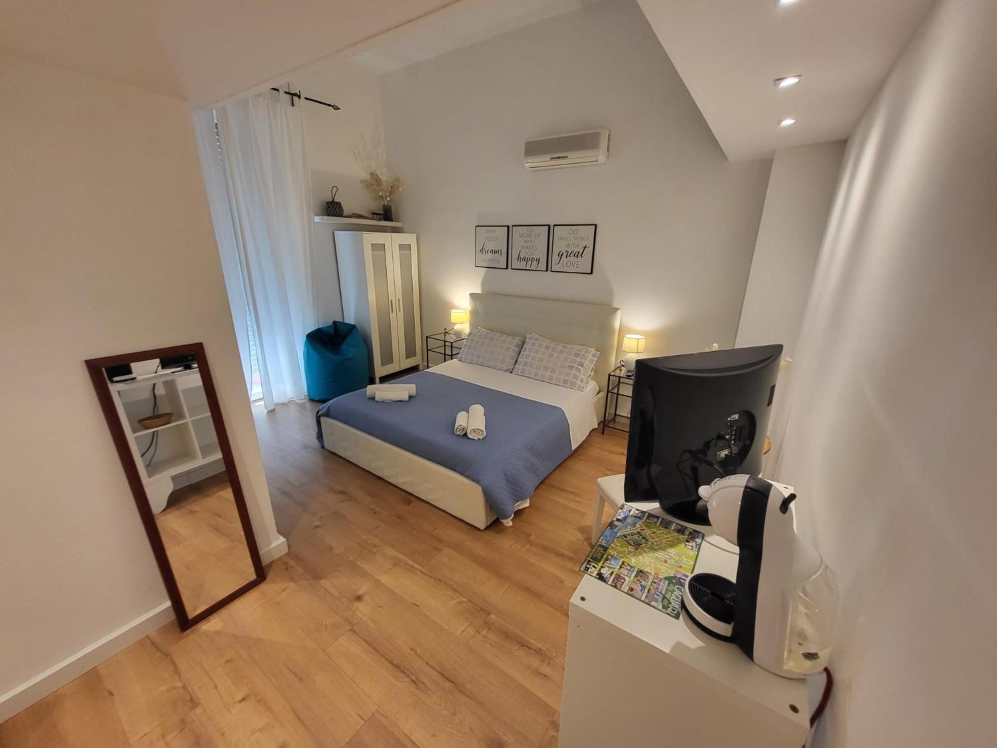 Living Cagliari Bed and Breakfast Eksteriør billede